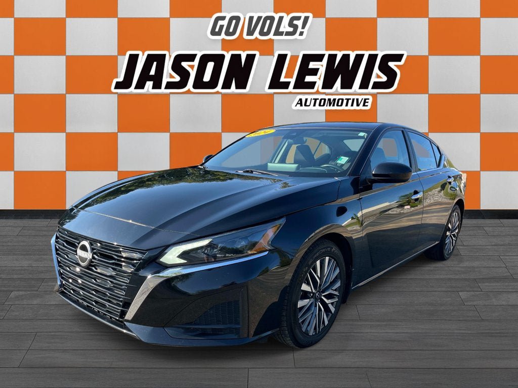 Used 2024 Nissan Altima 2.5 SV w/ SV Premium Package FWD image 7