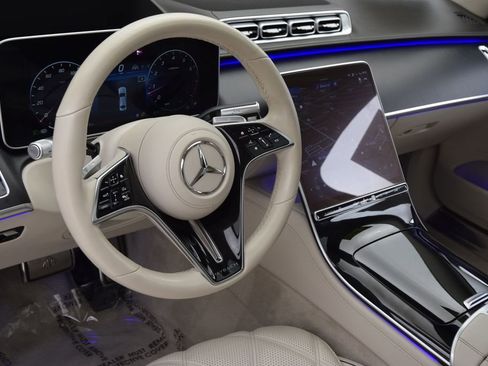 Certified 2023 Mercedes-Benz Maybach S 580 4MATIC image 23
