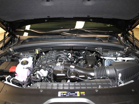 New 2025 Jeep Grand Cherokee Altitude image 37