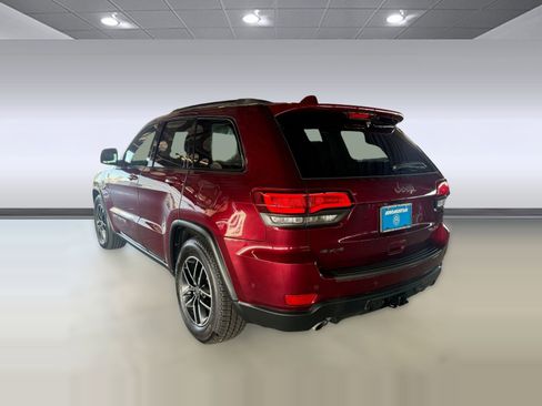Used 2018 Jeep Grand Cherokee Trailhawk w/ Trailhawk Luxury Group image 3