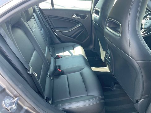 Used 2019 Mercedes-Benz CLA 250 image 19