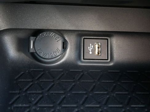 Certified 2025 Toyota RAV4 LE AWD/4WD image 20