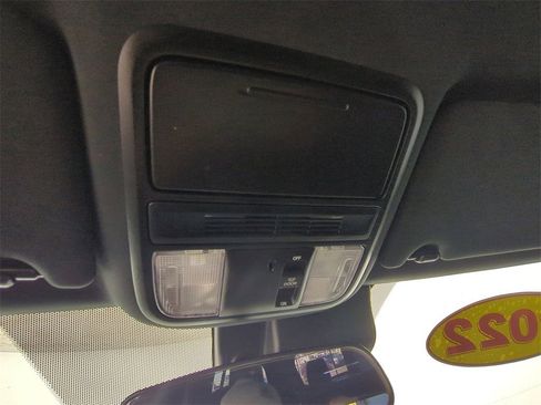 Used 2022 Honda Pilot Sport image 23