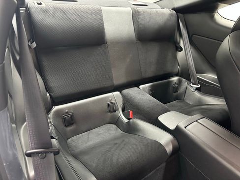 Used 2025 Toyota GR86 Premium image 49