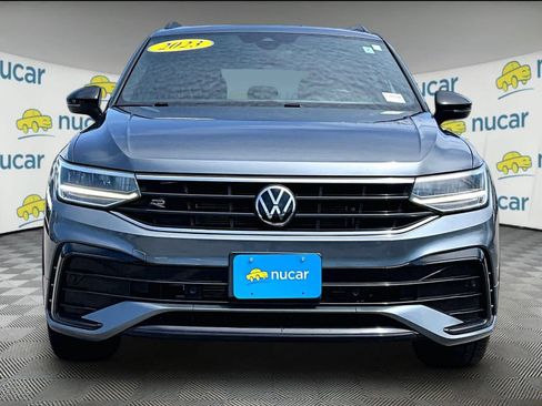 Used 2023 Volkswagen Tiguan SE R-Line image 2
