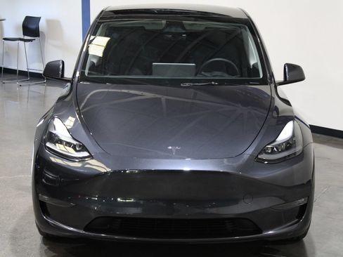 Used 2024 Tesla Model Y Performance AWD/4WD image 7