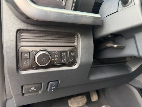 Used 2025 Ford F450 Lariat w/ FX4 Off-Road Package AWD/4WD image 23