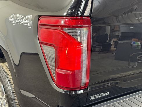 Used 2024 Ford F150 XLT image 34