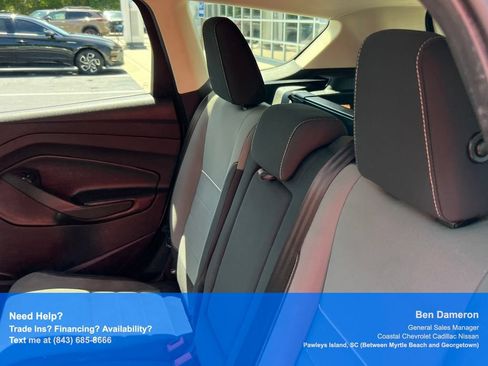 Used 2013 Ford Escape SE FWD image 16