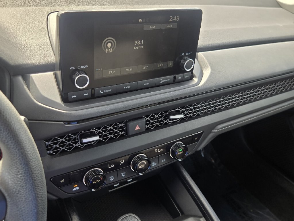 Certified 2023 Honda Accord EX image 21