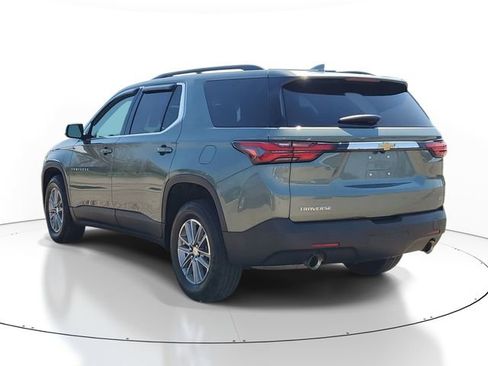 Certified 2023 Chevrolet Traverse LT FWD image 3