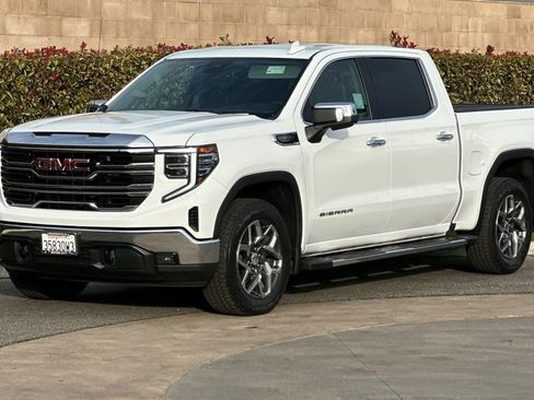 Certified 2023 GMC Sierra 1500 SLT w/ SLT Premium Package image 8