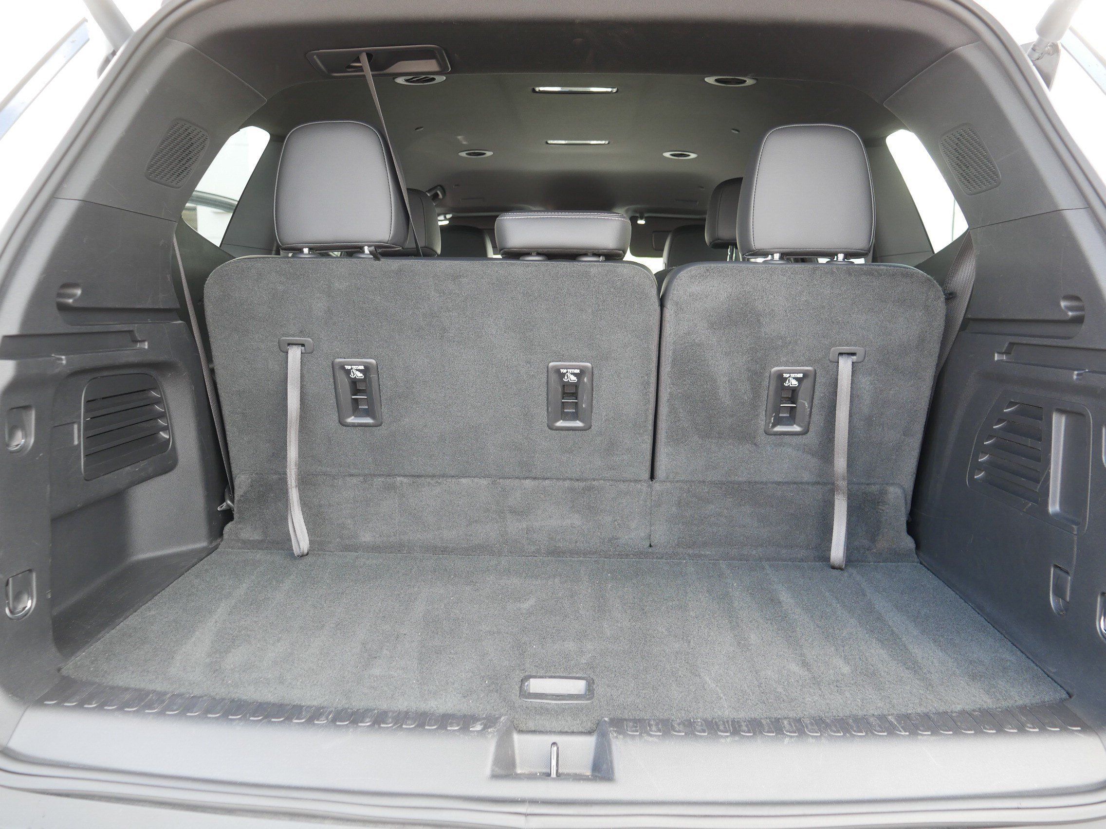 Used 2026 Buick Enclave Preferred AWD/4WD image 18