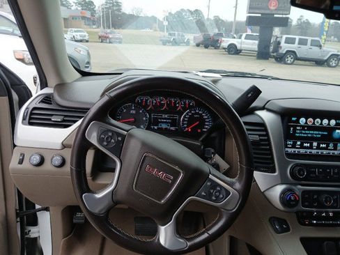 Used 2019 GMC Yukon SLT w/ Open Road Package image 23
