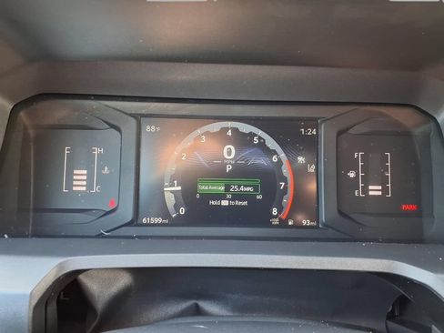 Used 2024 Toyota Tacoma SR5 RWD image 17