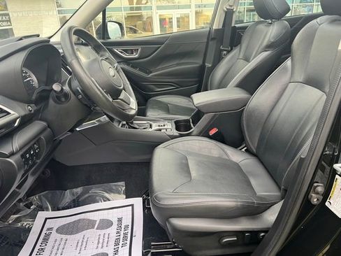 Used 2023 Subaru Forester Touring AWD/4WD image 10