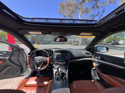 Used 2020 Nissan Maxima Platinum w/ Reserve Package FWD image 17