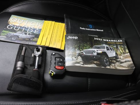 Used 2022 Jeep Wrangler Unlimited Sahara w/ LED Lighting Group AWD/4WD image 56