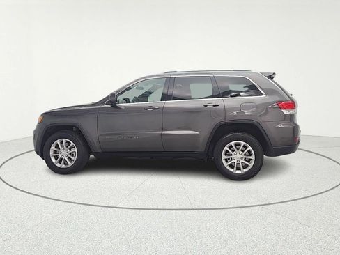 Used 2021 Jeep Grand Cherokee Laredo image 4