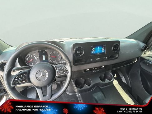 Used 2024 Mercedes-Benz Sprinter 2500 image 17
