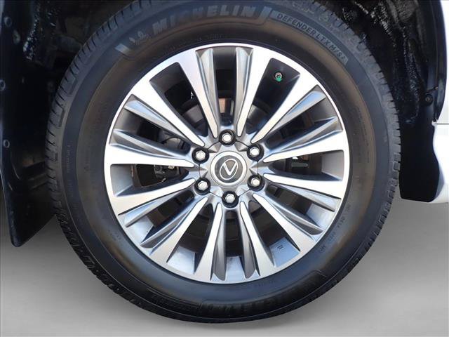 Used 2020 Lexus GX 460 Luxury w/ Accessory Package AWD/4WD image 7
