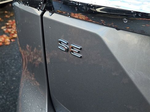 New 2026 Volkswagen Atlas SE image 6