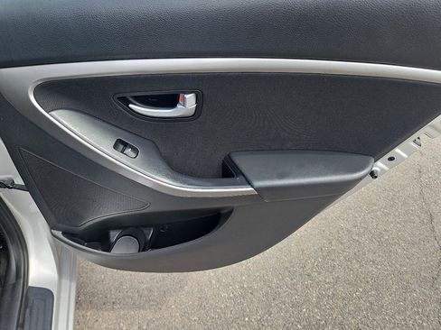 Used 2013 Hyundai Elantra GT image 18