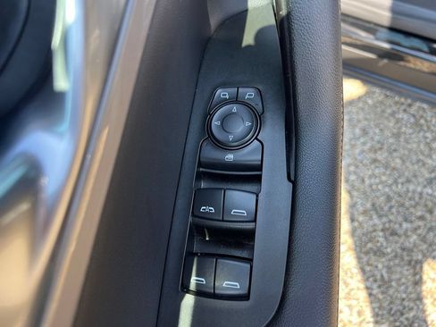 Used 2025 Chevrolet Blazer LT AWD/4WD image 23