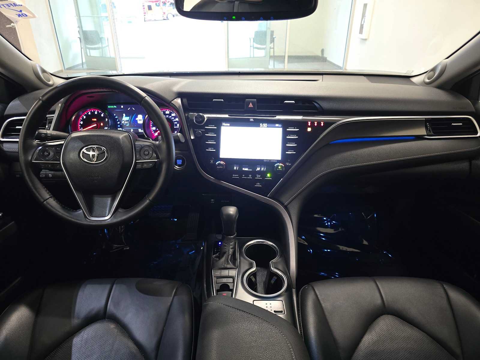 Used 2018 Toyota Camry XSE w/ Audio Package FWD image 10