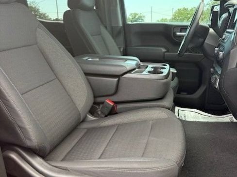 Used 2025 Chevrolet Silverado 1500 Custom RWD image 18