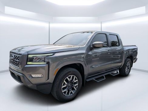 Used 2024 Nissan Frontier SL w/ Technology Package image 7