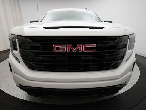 Used 2023 GMC Sierra 1500 Elevation image 20