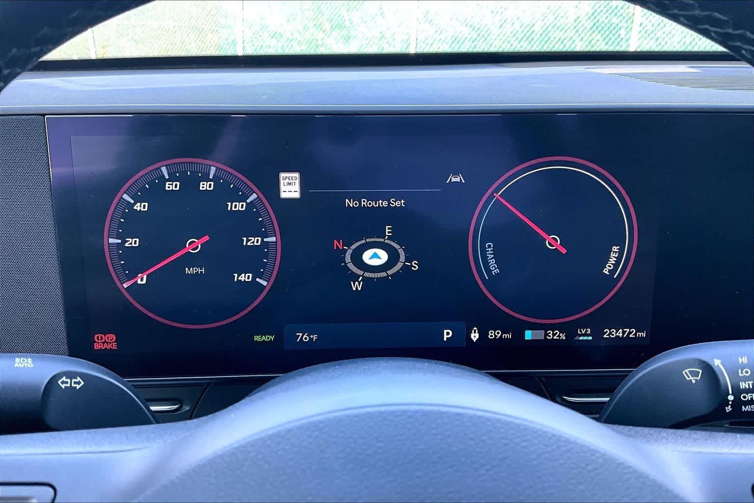 Used 2024 Hyundai Kona Limited FWD image 24