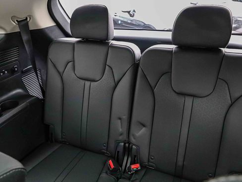 Certified 2023 Kia Sorento S w/ Panoramic Sunroof Package AWD/4WD image 21