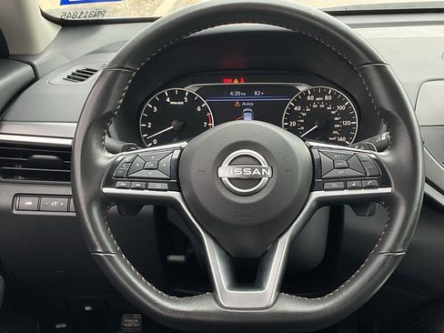 Used 2025 Nissan Altima 2.5 SR image 20