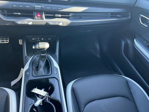 Used 2025 Kia K4 GT-Line Turbo image 35