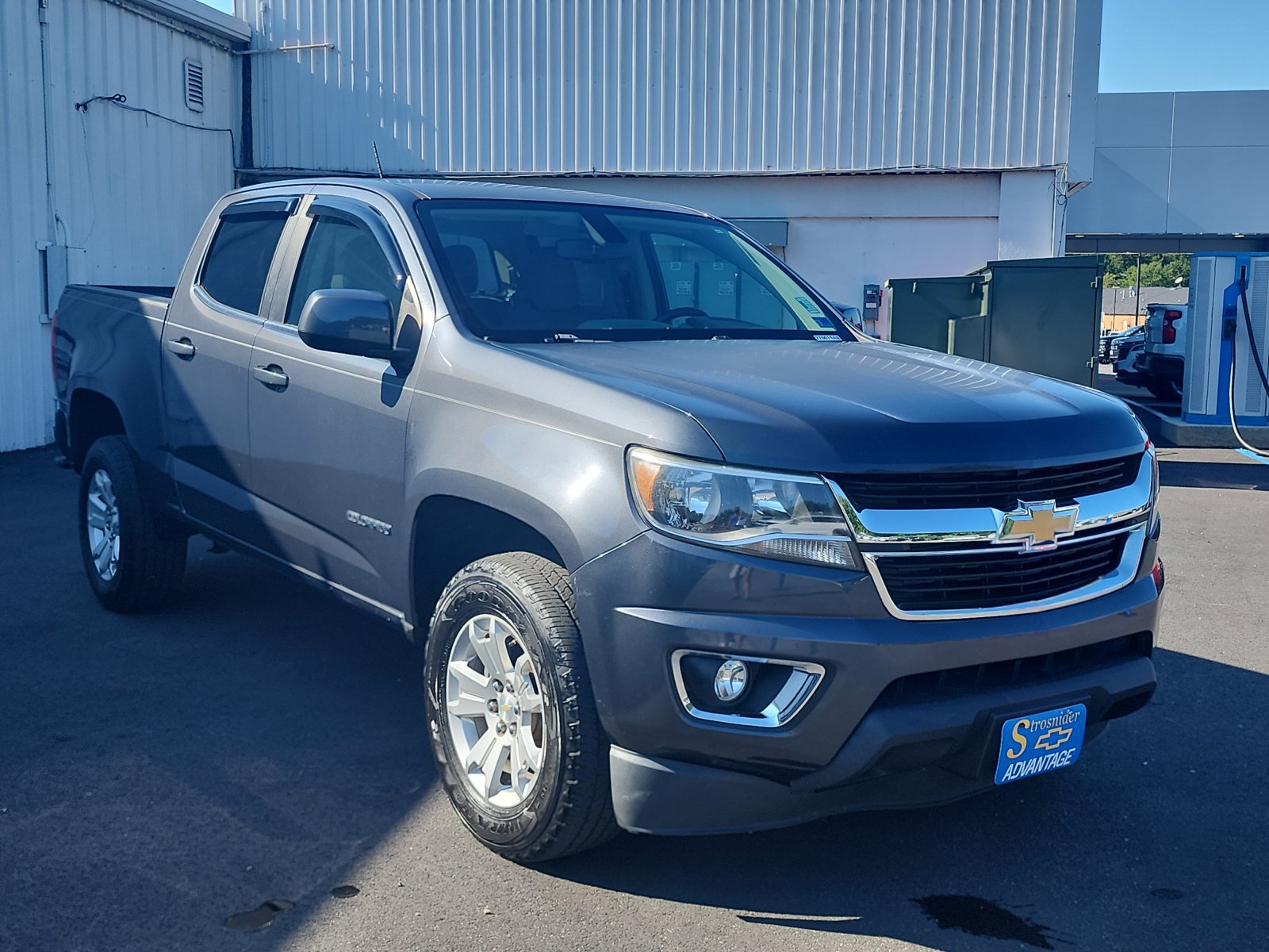 Used 2016 Chevrolet Colorado LT w/ LT Convenience Package RWD image 7