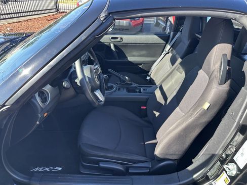 Used 2012 MAZDA MX-5 Miata Touring w/ Suspension Pkg image 12