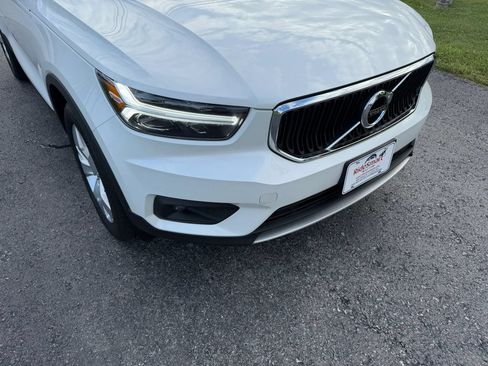 Used 2021 Volvo XC40 T4 Momentum FWD image 54