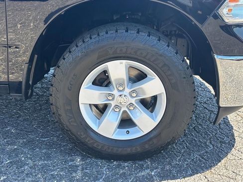 Used 2022 RAM 1500 Classic SLT w/ Protection Group AWD/4WD image 10