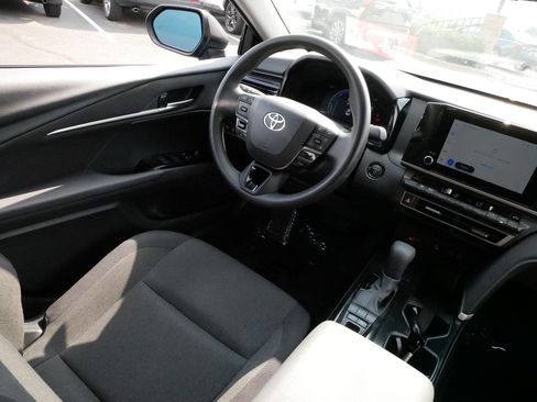 Certified 2025 Toyota Camry LE w/ Convenience Package FWD image 9
