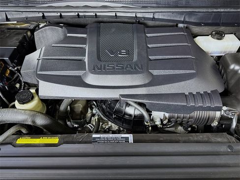 Certified 2023 Nissan Titan Platinum Reserve w/ Moonroof Package image 37