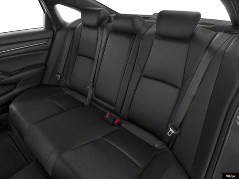 Used 2019 Honda Accord Sport image 11