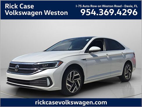 Certified 2023 Volkswagen Jetta SEL FWD image 1