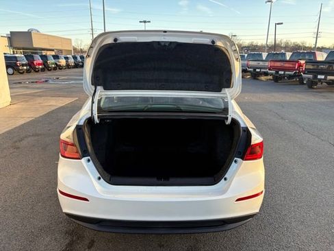 Used 2019 Honda Insight LX image 24