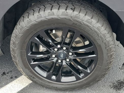 Used 2022 Ford Expedition XLT RWD image 8