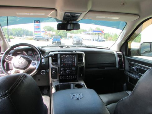 Used 2018 RAM 2500 Laramie w/ Sport Appearance Group image 11