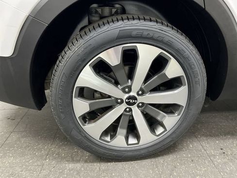 Used 2022 Kia Telluride EX w/ EX Premium Package FWD image 34