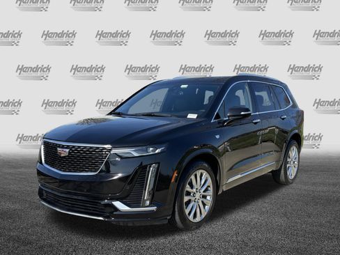 Used 2022 Cadillac XT6 Premium Luxury image 5