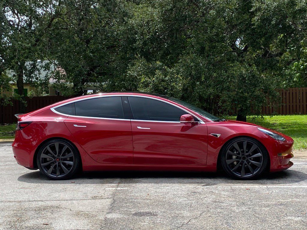 Used 2019 Tesla Model 3 Performance AWD/4WD image 10